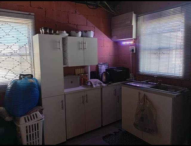 BEDROOM FREEHOLD FOR SALE IN NONQUBELA